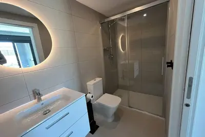 Image de Casa Sol y Sombra is located at the stylish Eden Beach residence in Torrevieja.