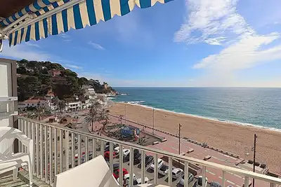 Image de BlueSky Appartement Lumineux pour 4 Pers, Vue Mer