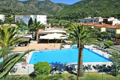 Image de Appartement élégant à Roses - Climatisation - Terrasse Privée