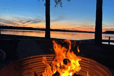 Image de Pine Cove on the Severn - 13-acre Private Retreat with Pool