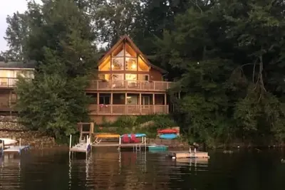 Image de Pure Michigan Lake Chalet – Stunning 4-Season Escape