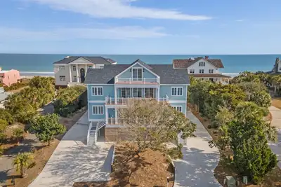 Image de Blue Southern Charm Oceanfront 7br Spacious Coastal Retreat