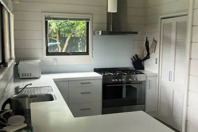 Image de Family Friendly Home with Pool, Close to Beaches