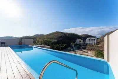 Image de 2br Condo Steps to Beach | Costta A Santa Cruz