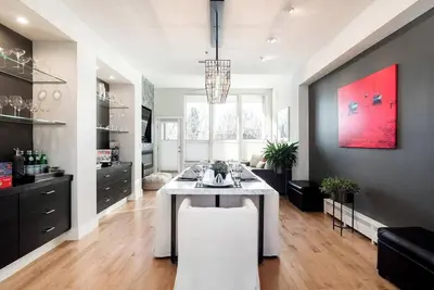 Centrally Located in Denver- 4Bed 4Bath