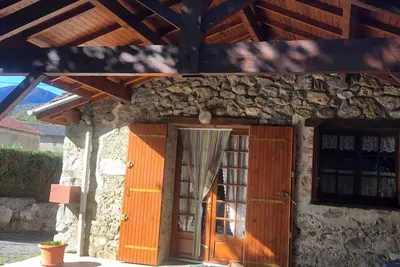 Image de Chalet rustique magnifique, au cœur de la montagne