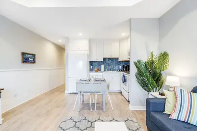 Image de Coastal Escape: Walk Everywhere + Beach Nearby