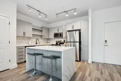 Pure Suites 2 Bed Downtown Phoenix Pool Gym