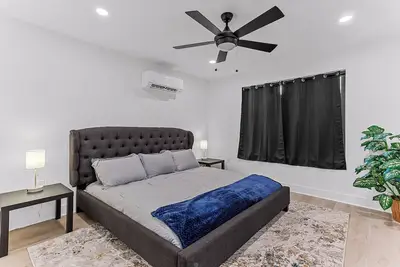 Image de Modern 3br 3ba - 1 Mile from Downtown - Private Parking