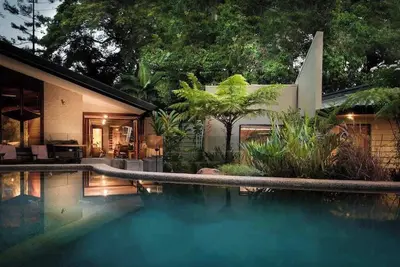 Image de Oribin House, Unique Heritage Listed Tropical Home