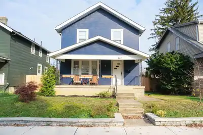 Image de Family-Friendly Village Home - Downtown Location, 2 Car Garage, Big Backyard!