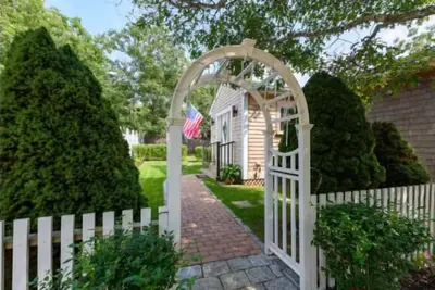 Image de 5br Family Retreat | Pool, Fire Pit & Two Living Areas