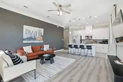 Image de O14a Modern 2 Bedroom Townhome With In Home Gym And Workspaces