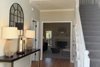 Image de Abbeys at  WestLake, Wonderful 3-bedroom house with Ac in charming Martinez.