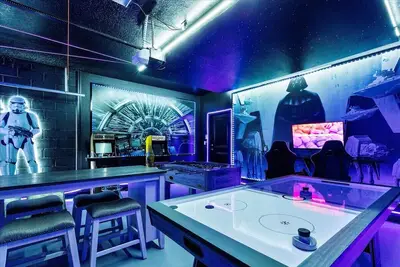 Image de Last Minute Disney! Private Pool, Hot Tub, Game Room & Themed Bedrooms. Book Now! #Wir441