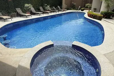 Image de Jaco Beach 3br Condo • Sleeps 6 • 4 Balconies • Walk to Beach – Monaco Unit 7