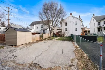 Image de SquareHaus - At the heart of Kennett Sq - 3-bedroom townhome