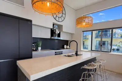Image de Azurea! Grand 7br Riverfront Retreat Maroochydore
