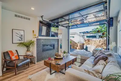 Image de Upscale Retreat in LoHi 4Bd 4. 5 Ba, Gym Theatre Rooftop, Near Coors Field