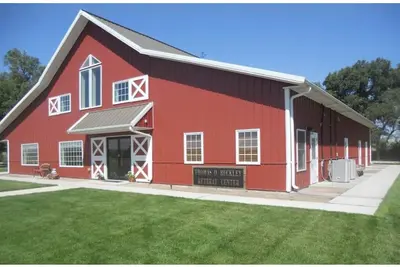 Image de Spacious 7‑Bedroom, 60‑Bed Lodge — Secluded Retreat in Scenic Western Nebraska