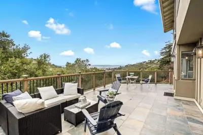 Image de Amazing 4-bedroom 3Bath house with Ac in charming Belmont