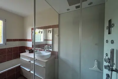 Image de Villa provençale avec piscine et climatisation!