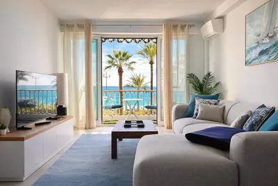 Image de Luxury Beachfront 2br Promenade des Anglais