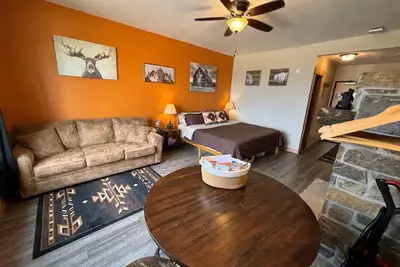 Image de 1-bedroom King Suite perfect for a relaxing Brian Head getaway