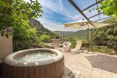 Image de Apartment under the rock