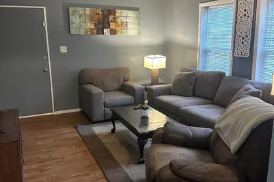 Image de Home Sweet Home For Friends, Family & Business