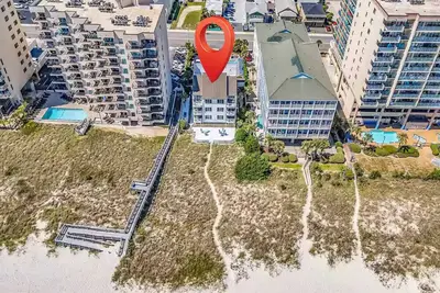 Image de Direct Oceanfront w/ Private Balcony