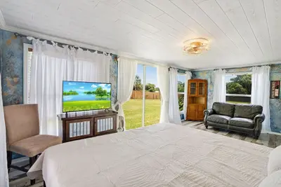 Image de Peaceful | Private Hideaway | Huge Yard