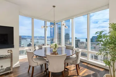 Image de Iconic Sf Views | Sky-High Luxury 3br