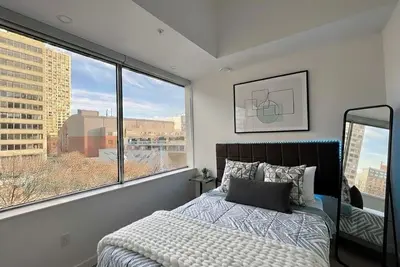 Image de Cozy 2-bedroom condo in enchanting Edmonton with Ac and gym access