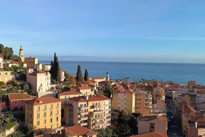 Image de Bel appartement lumineux avec une vue fantastique sur la mer et Menton + parking