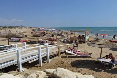 Image de Appartement dans une villa avec piscine relaxante
