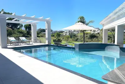 Image de in Bos En Dal mit Großer Terrasse by Interhome