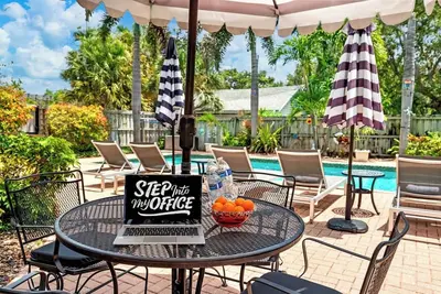 Image de Beach Bliss Villa 4 in Prime Location with Pool