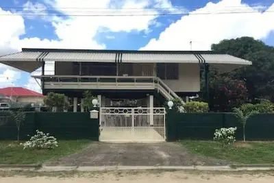 Image de Sulda's Home, eine Oase im Südwesten von Paramaribo by Interhome