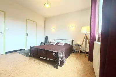 Image de 2km de mer plage 115m2 jardin 2ch 4pers ok animaux cheques vacances parking wifi