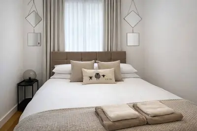 Image de Appartement-Moderne-Salle de bain privée