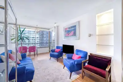 Image de Blue Pink Home - Wifi & Gym near Escuela Militar