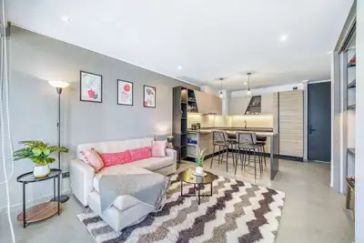 Image de Signature Home W/ Pool & Balcony in Las Condes