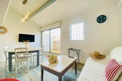 Image de \"Ophelia 81\" T3 Duplex avec Terrasse Parking Clim