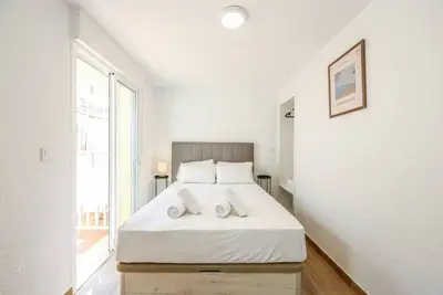 Image de Bright Modern Home with Terrace