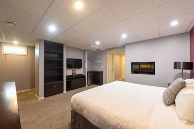 Image de 3-bedroom townhome in beautiful Saskatoon with Ac and gym membershheeep