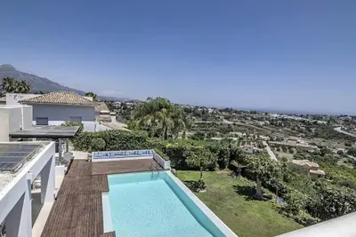 Image de Villa avec piscine privée, vue panoramique - 12 pers.