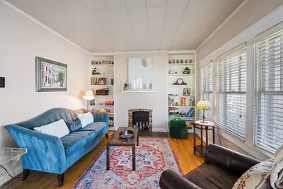 Image de Grandmas House Timeless Charm