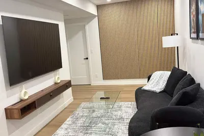 Image de Modern Guest Suite in Livingston Northwest