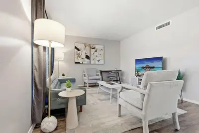 Image de Stylish 2br Stay Near Downtown, Domain & Ut